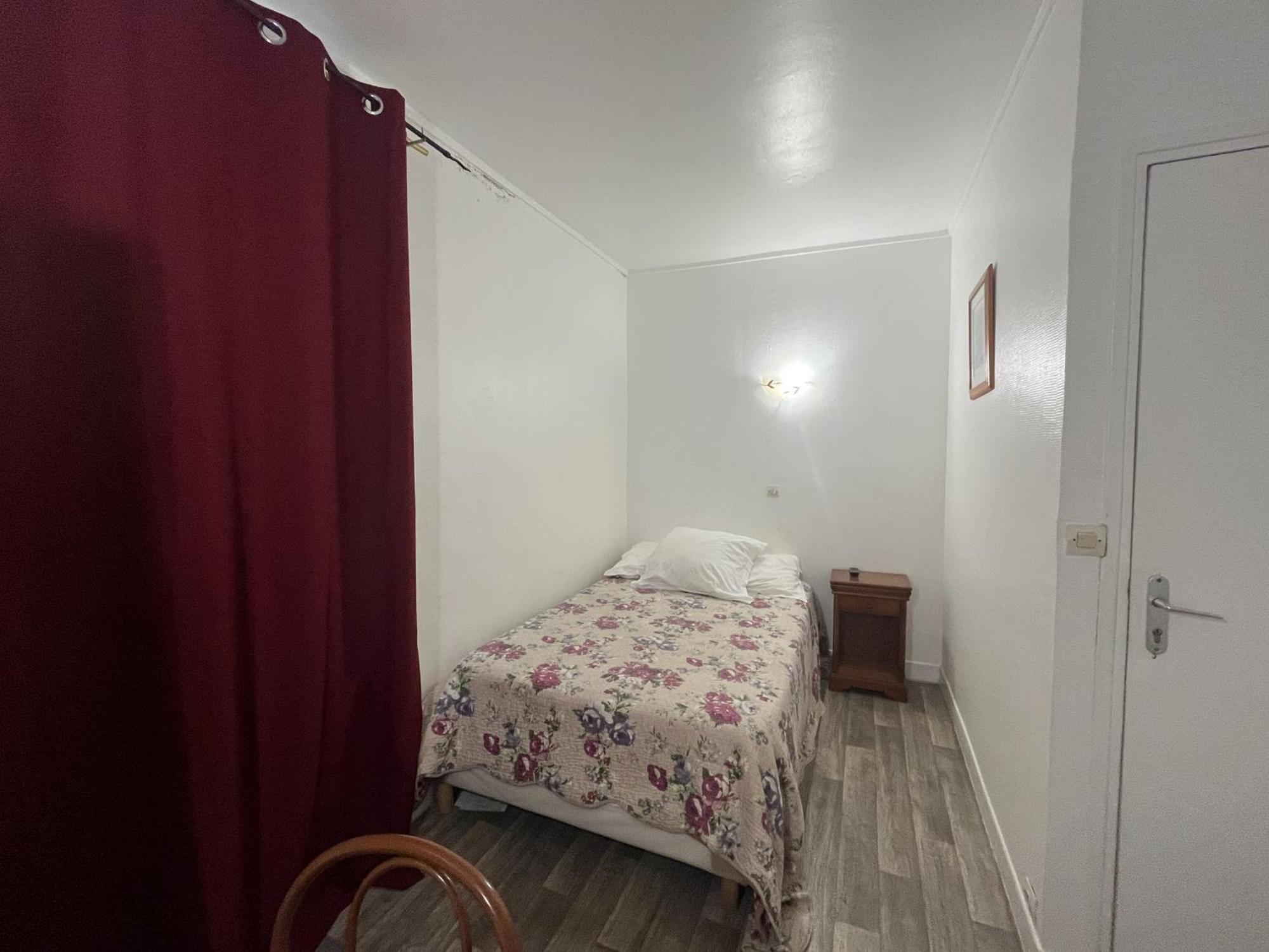 Ideal Hotel Parijs